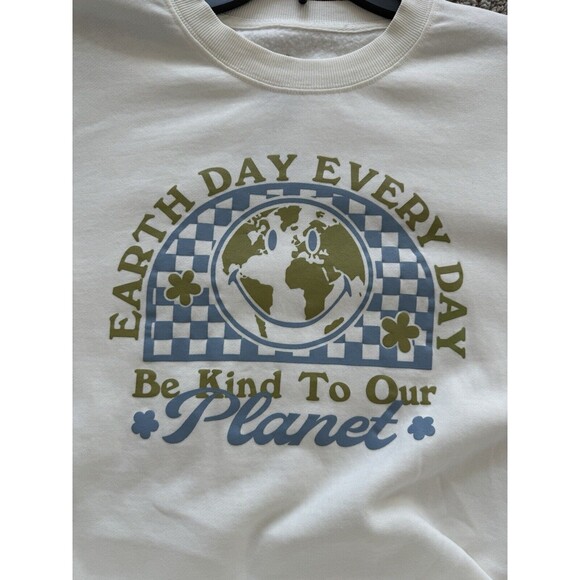 Desert Dreamer Smiley Earth Day Cotton Blend Crewneck Sweatshirt Size S Planet - Picture 7 of 9